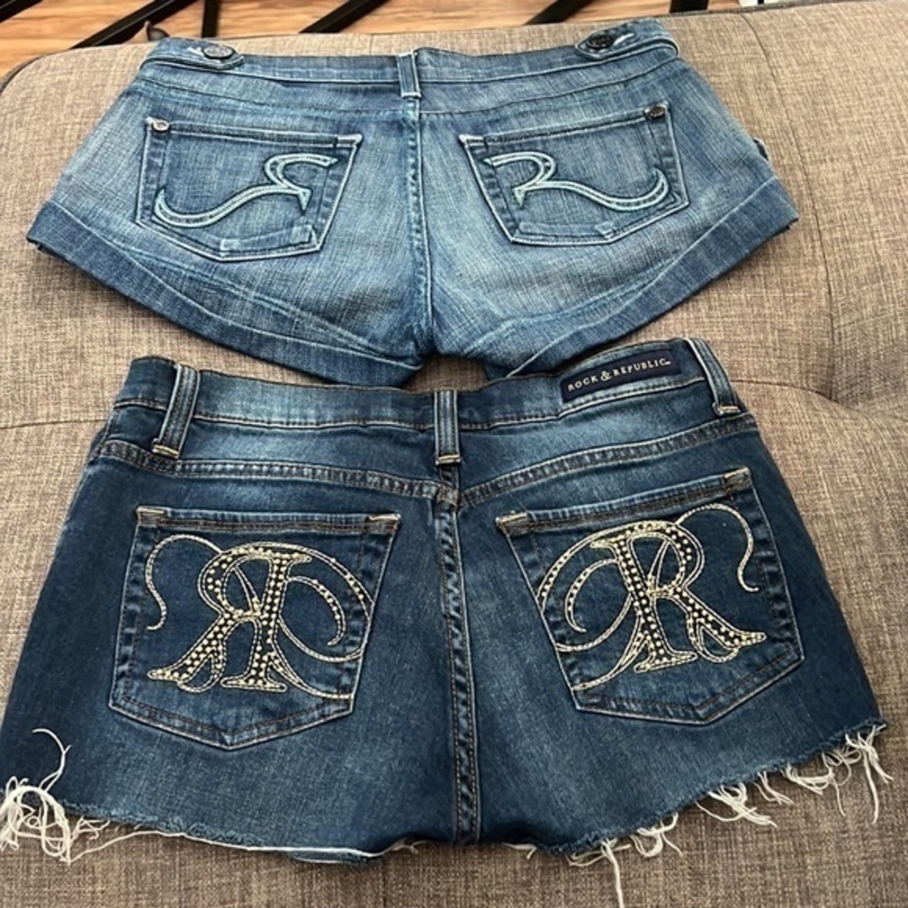 Rock&Republic Denim Shorts - Picture 2 of 8